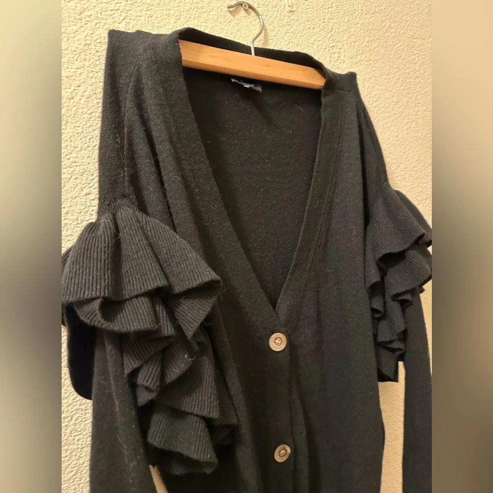 Lumiere Sweater Women’s Ruffled Tiered V Neck Black Long Sleeve Cardigan  Size L